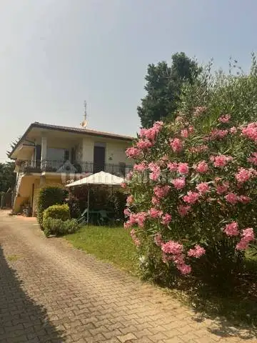 Villa in vendita a Imola
