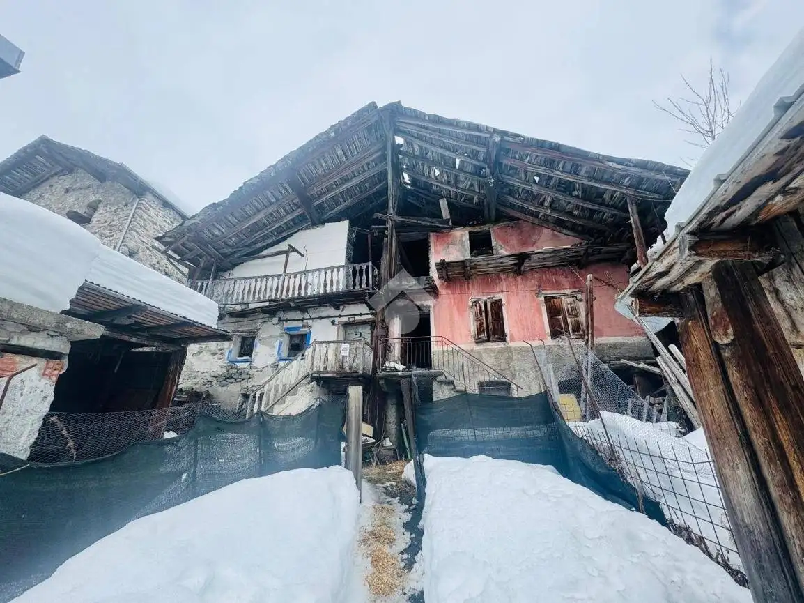 Rustico - Casale in vendita a Saint-Rhémy-En-Bosses