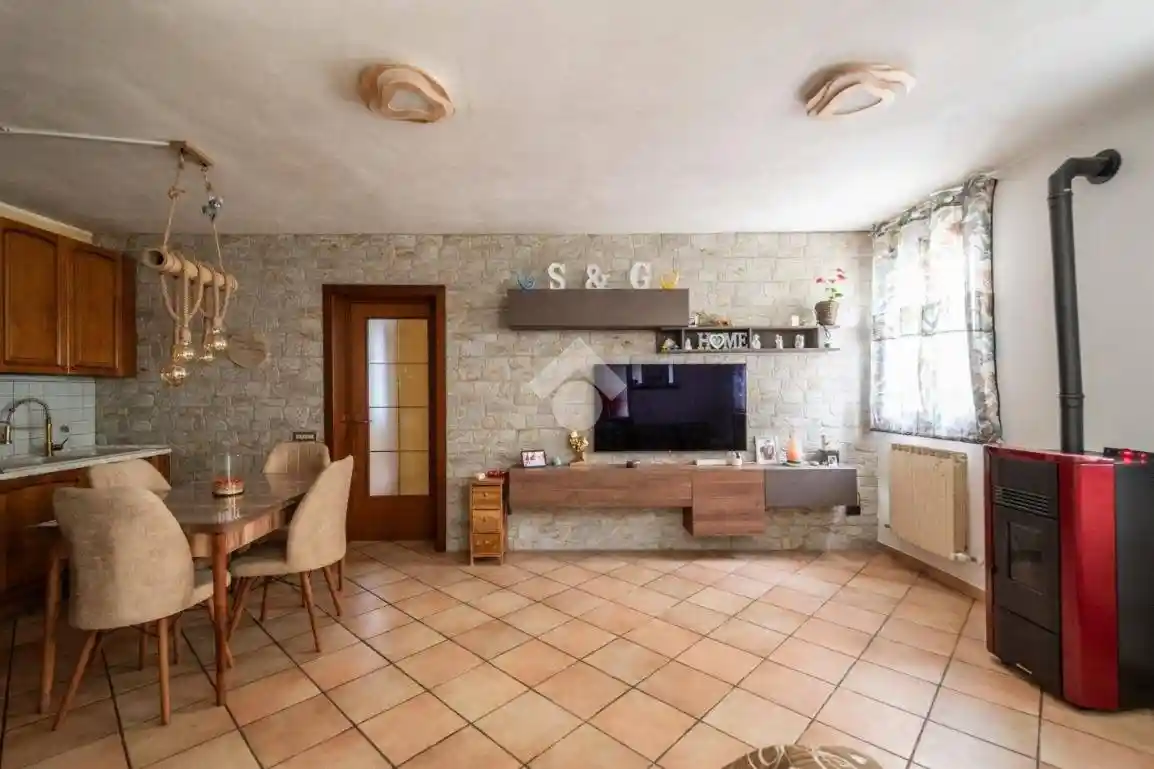 Villetta a schiera in vendita a Novi di Modena