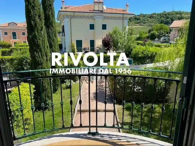 Casa indipendente in vendita a Roma