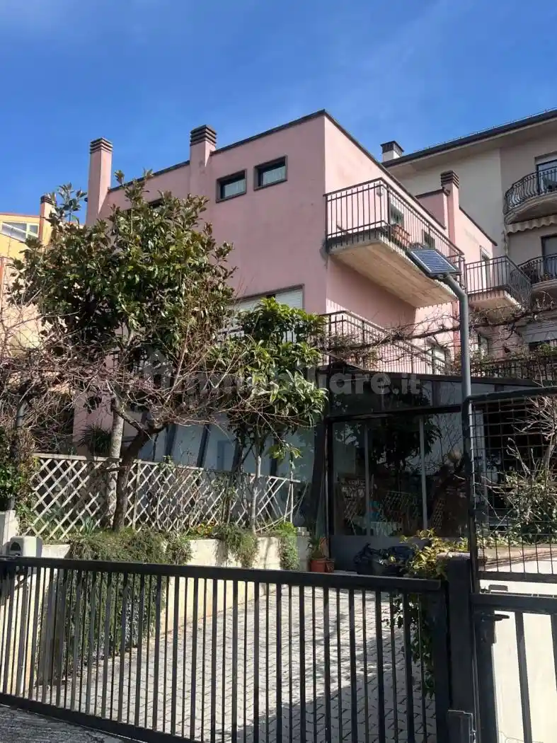 Villa bifamiliare via Monte Brancastello, Santa Barbara - San Sisto, L'Aquila - foto 2