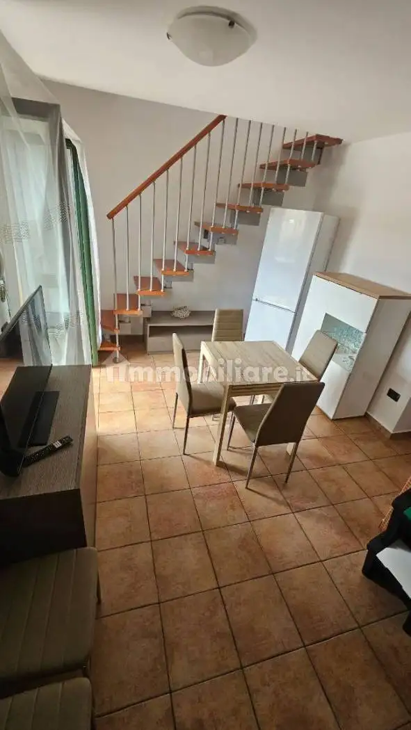 Trilocale viale delle Tribune 15, Campofelice di Roccella