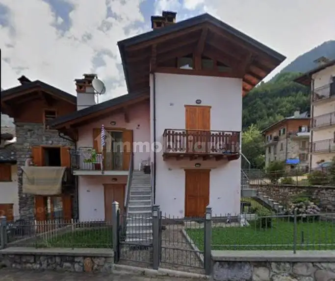 Villetta a schiera in affitto a Valbondione