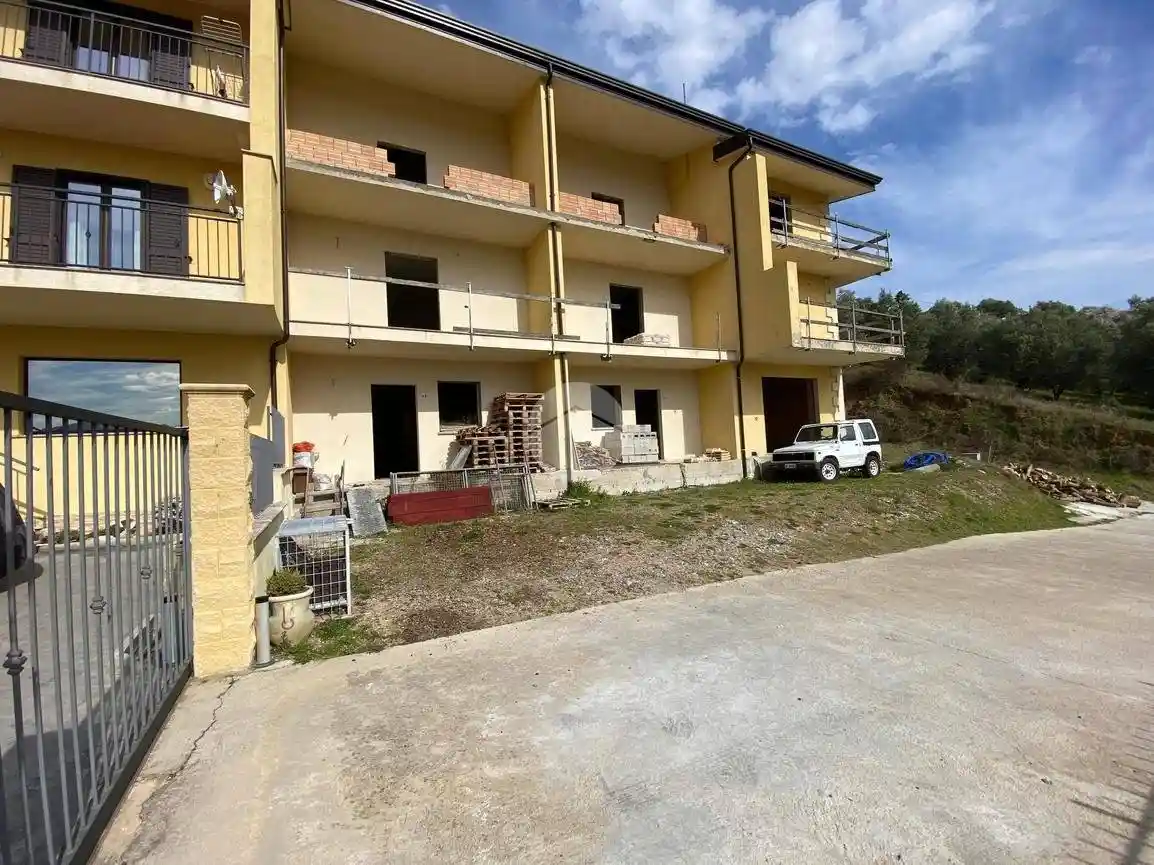 Villa a schiera via SAN RAFFAELE, Montalto Uffugo - foto 2