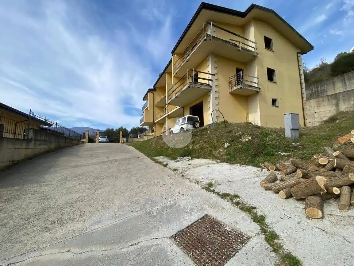 Villa a schiera via SAN RAFFAELE, Montalto Uffugo - foto 5