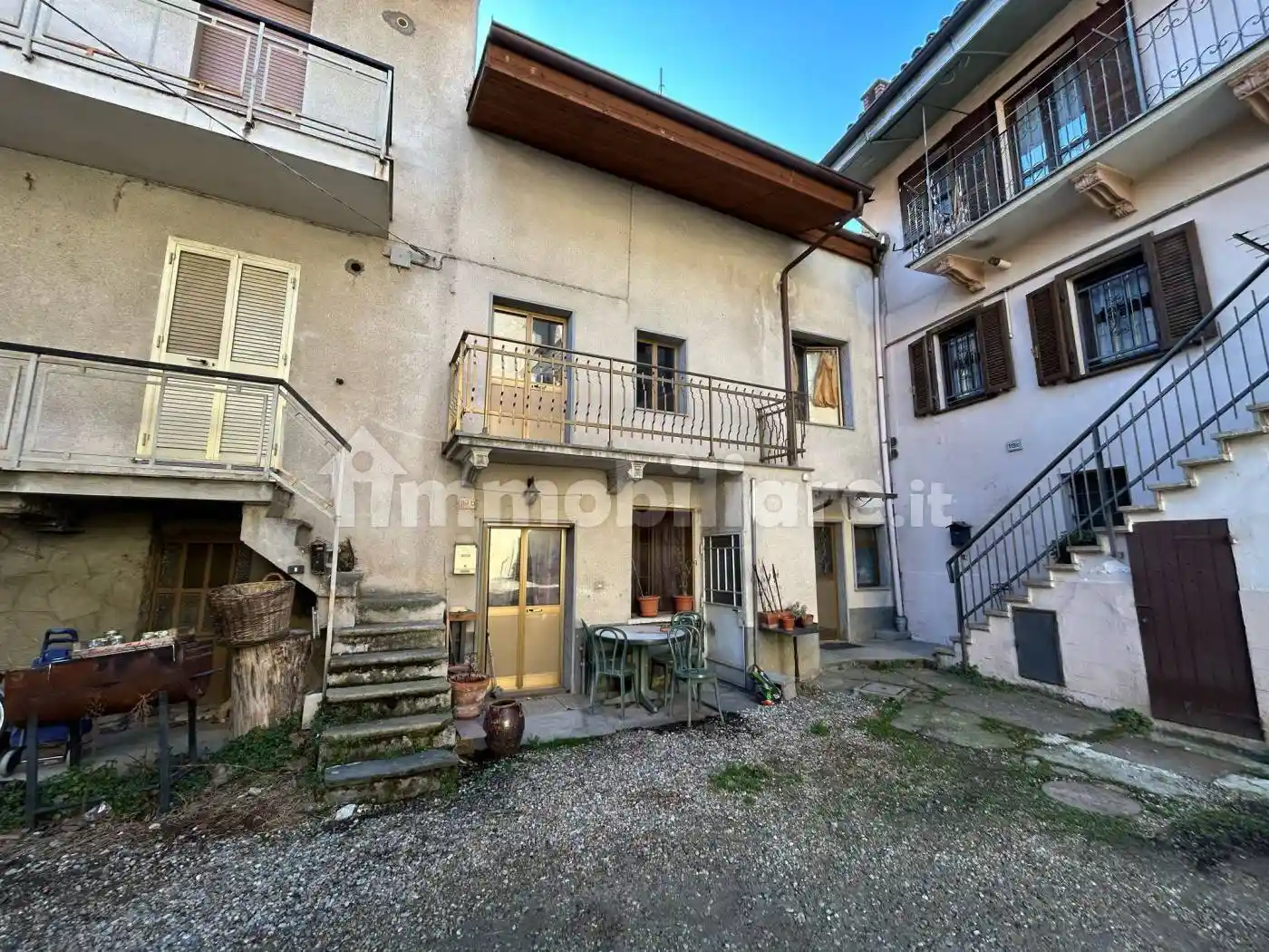 Casa indipendente in vendita a Sant'Ambrogio di Torino