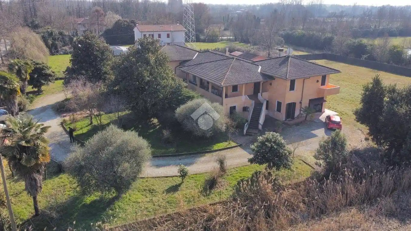 Villa in vendita a Piombino Dese