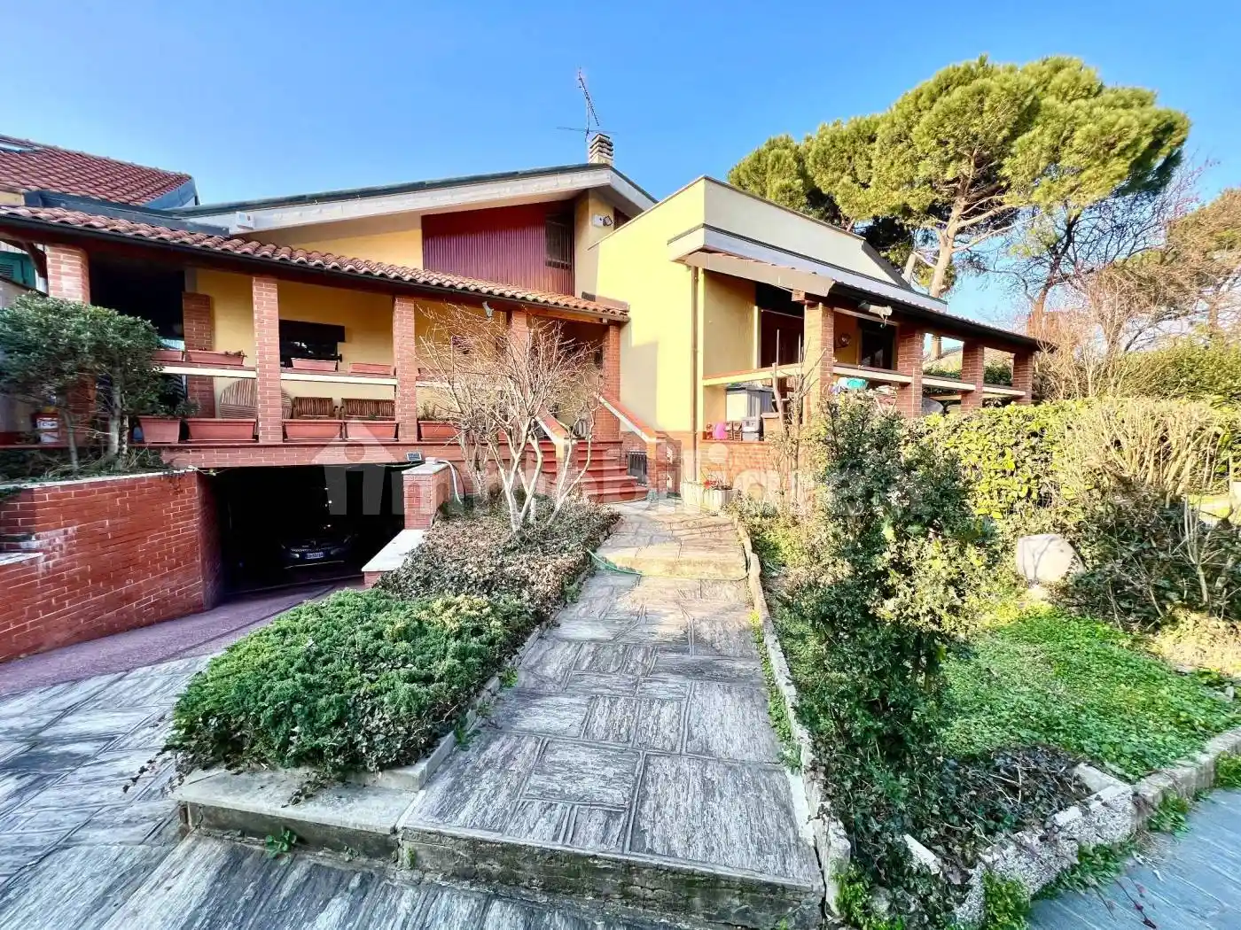 Villa in vendita a Trezzano sul Naviglio