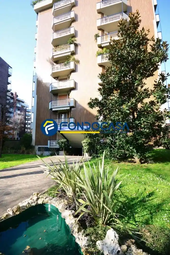 Quadrilocale viale San Gimignano 13/A, Bande Nere, Milano - foto 2