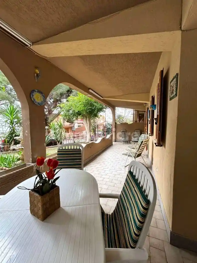 Appartamento in vendita a Letojanni