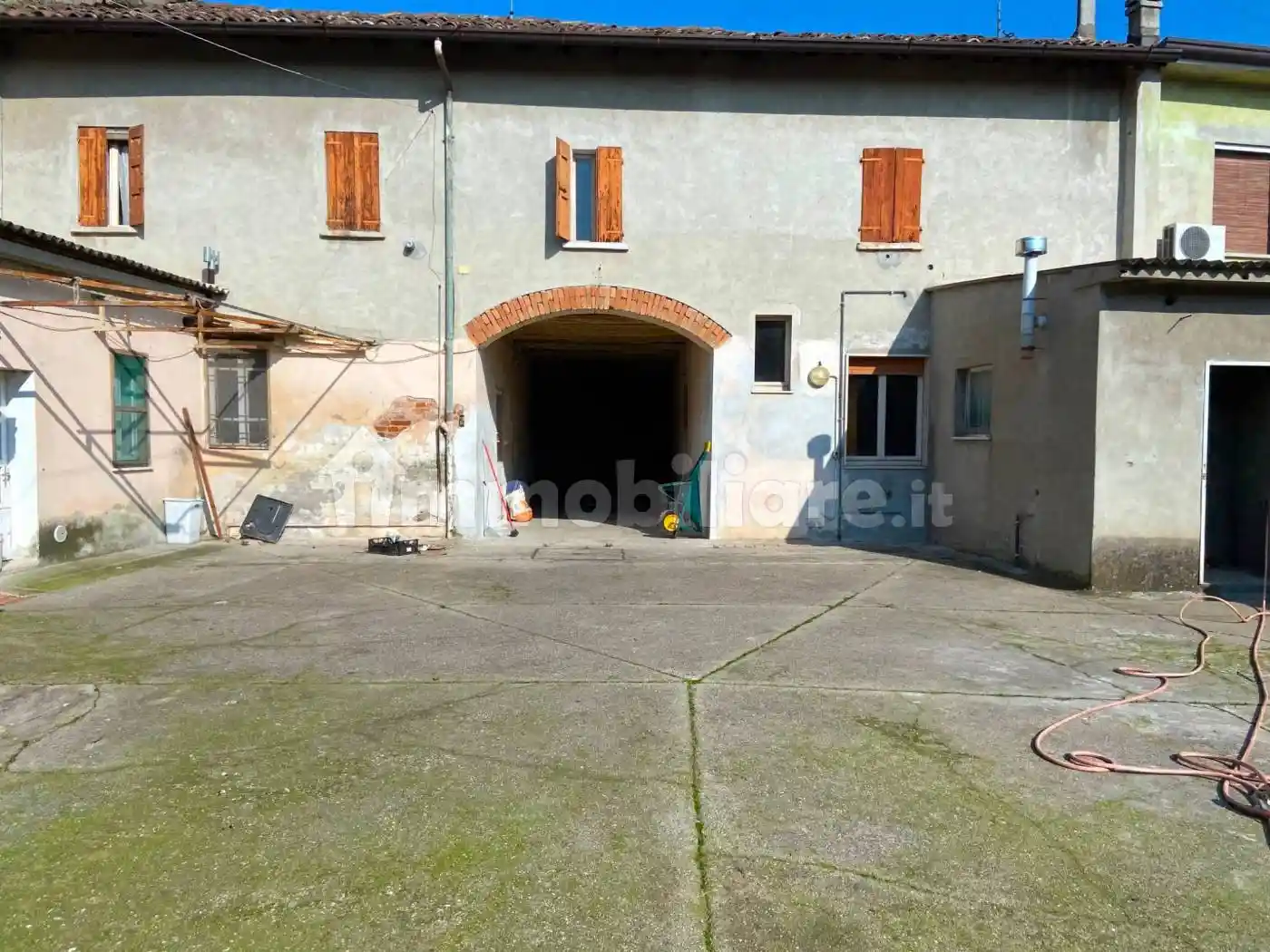 Terratetto unifamiliare via largo Vittoria 26, Isola Dovarese - foto 2