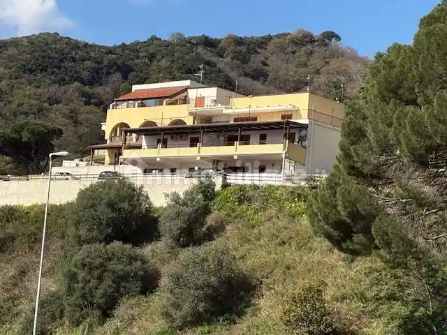 Quadrilocale viale Giovanni Palatucci, Annunziata Alta, Messina - foto 2