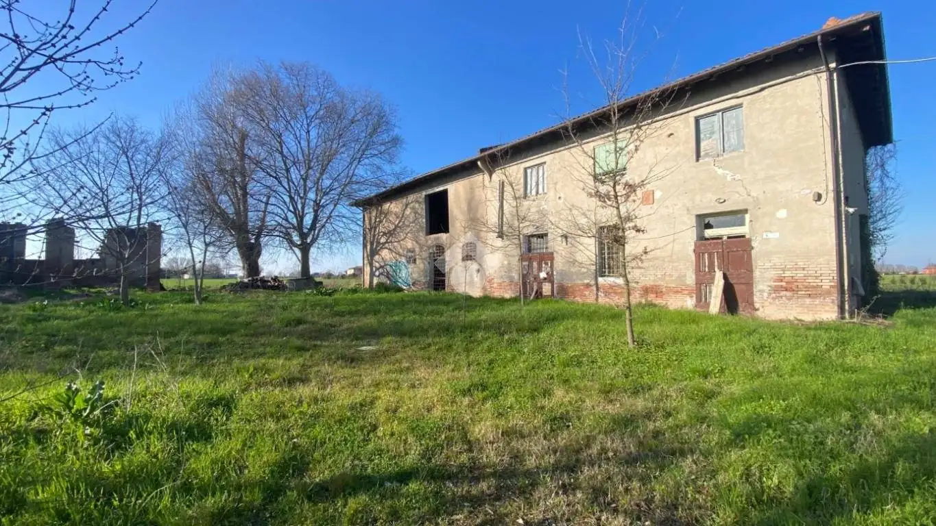 Rustico - Casale in vendita a Budrio