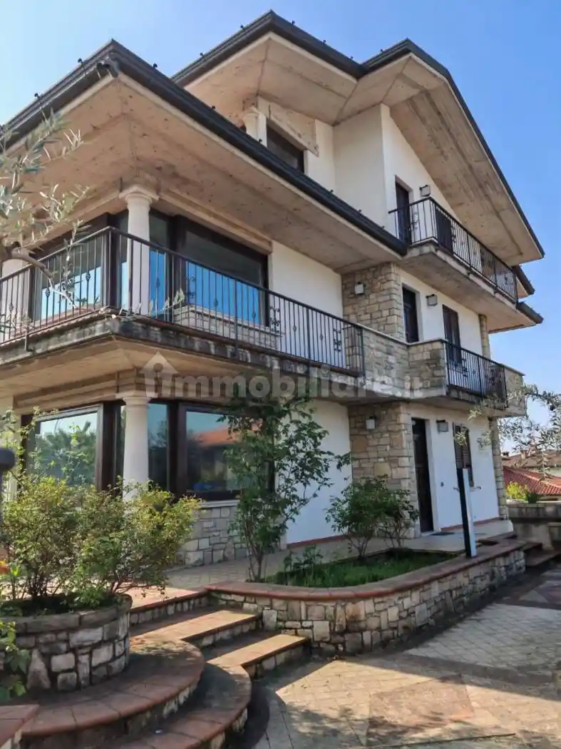 Casa indipendente in vendita a Cazzago San Martino