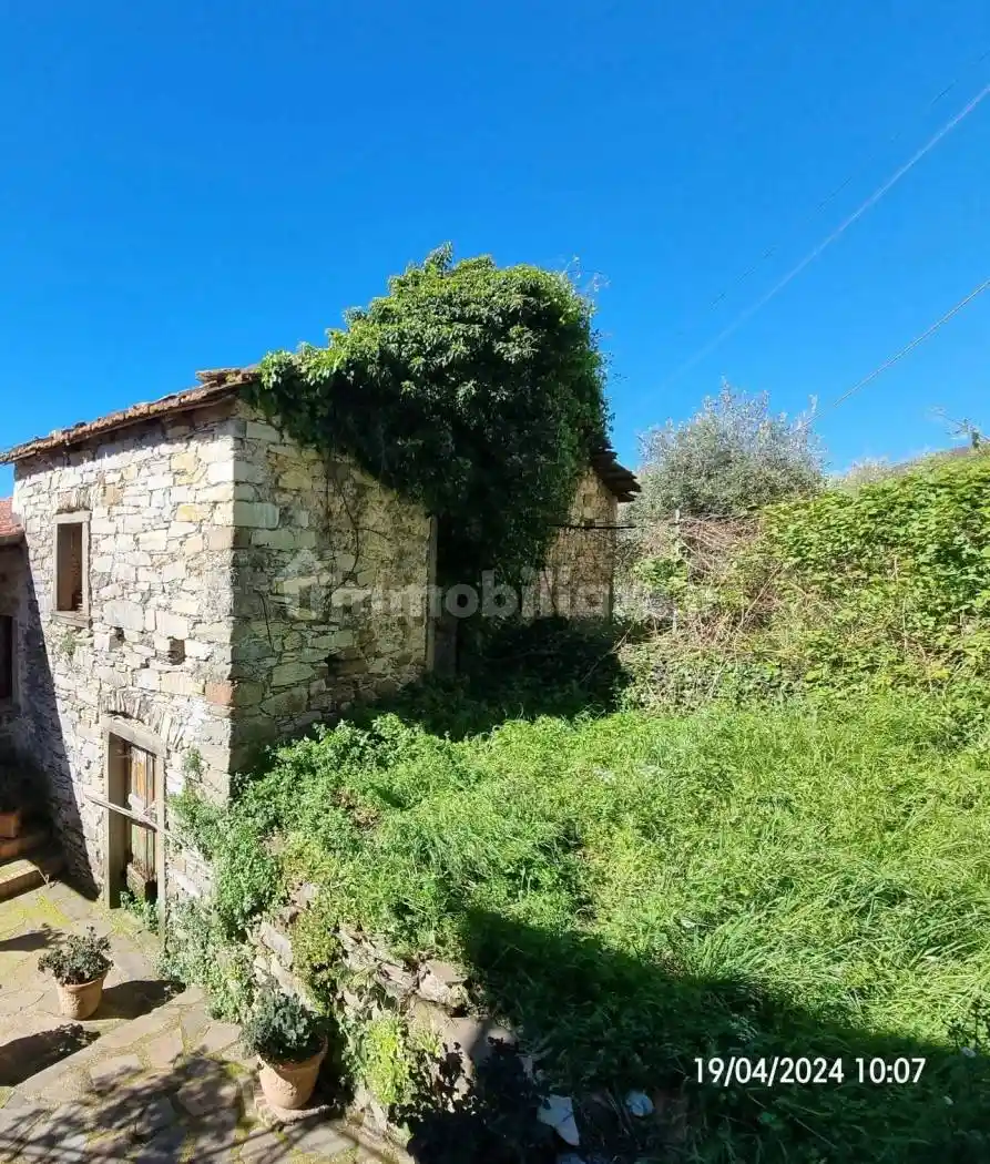 Rustico - Casale in vendita a Bagnone