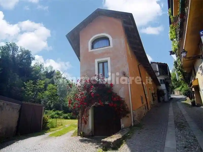 Rustico - Casale in vendita a Dogliani