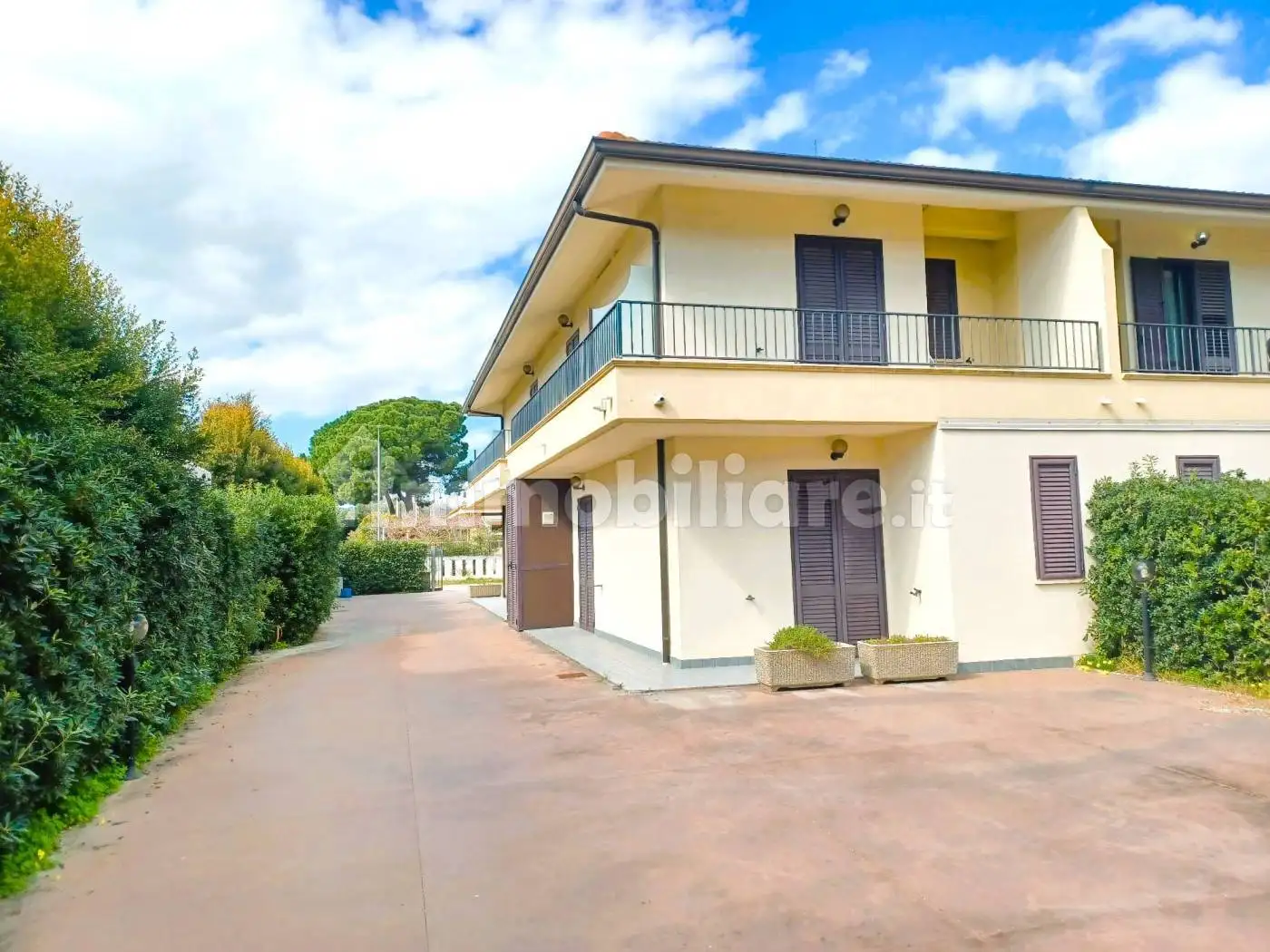 Villa in vendita a Borgia