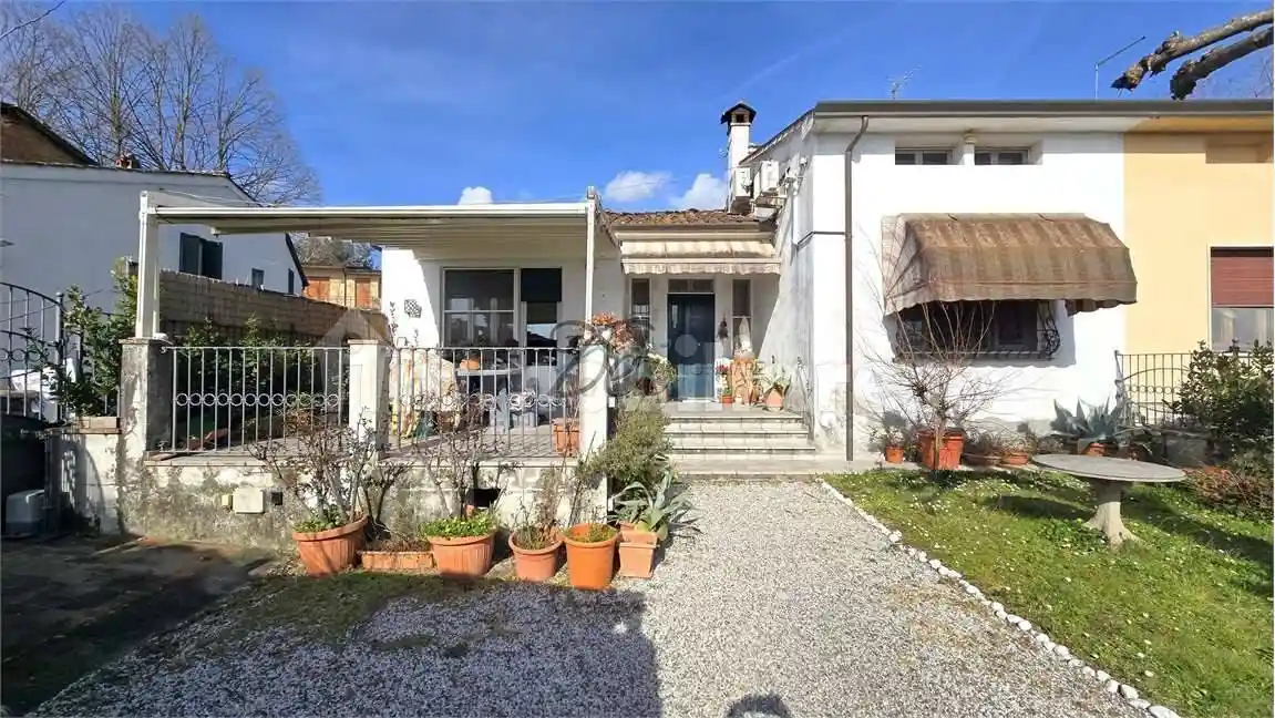 Villa in vendita a Capannori