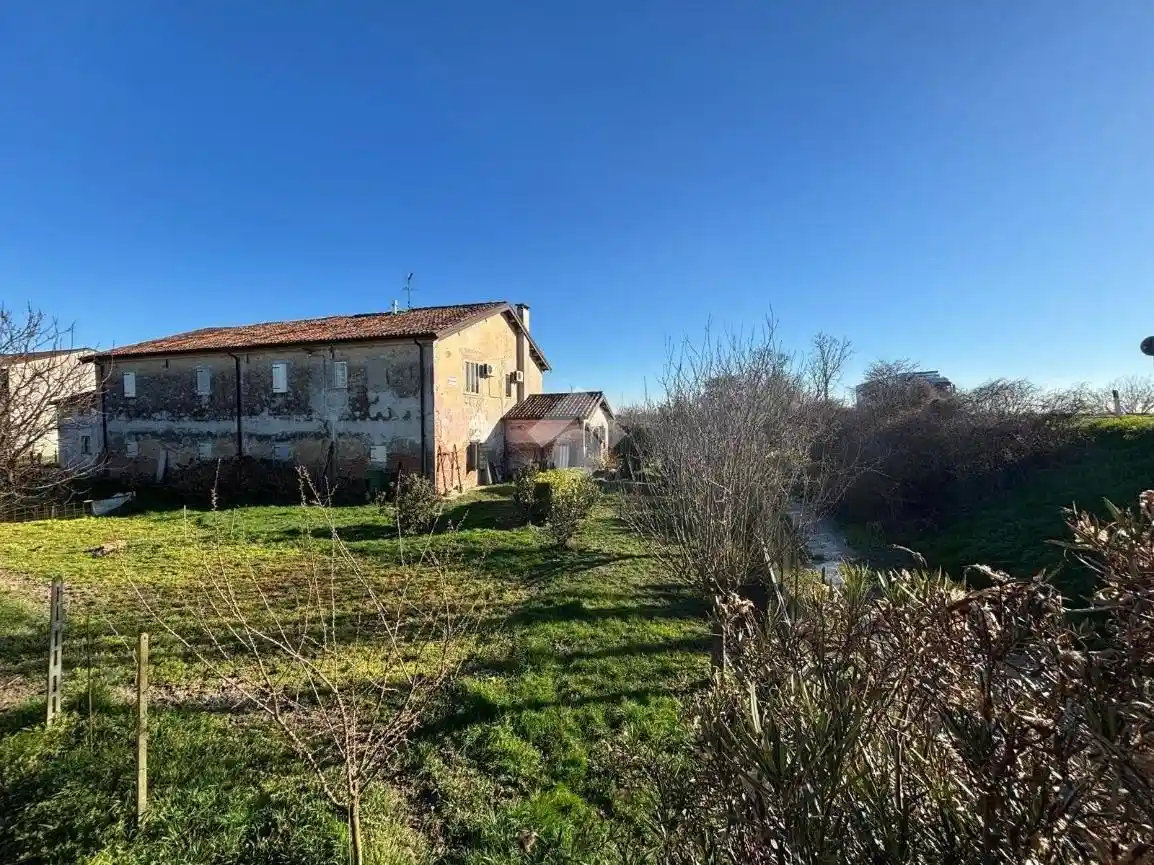 Rustico - Casale in vendita a Stanghella