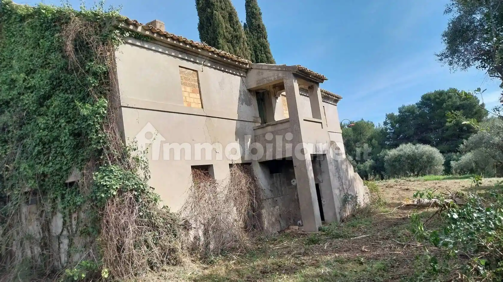 Villa in vendita a Civitanova Marche