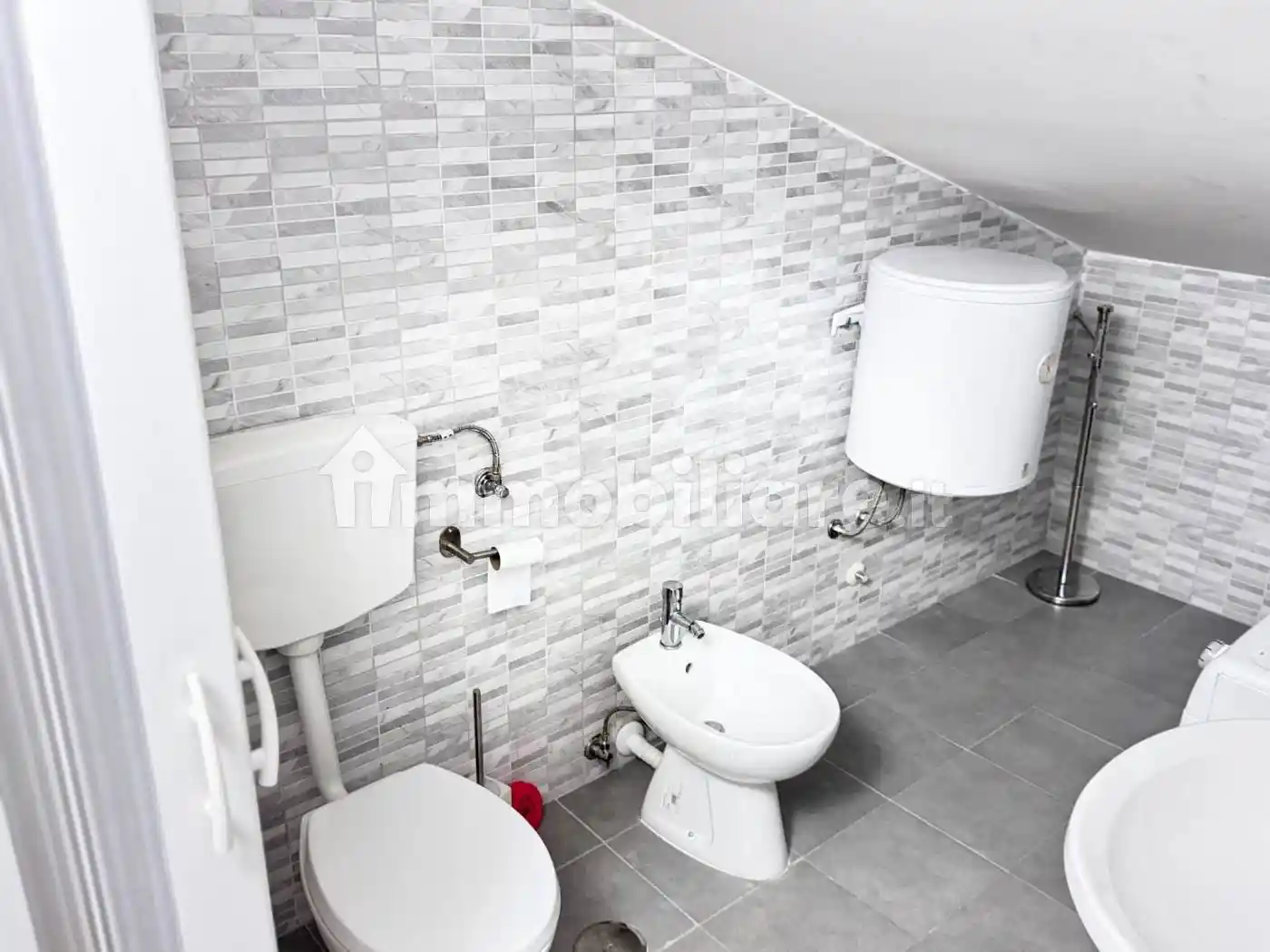 Monolocale via Luigi Fricchione 17, Centro Storico, Avellino - foto 3