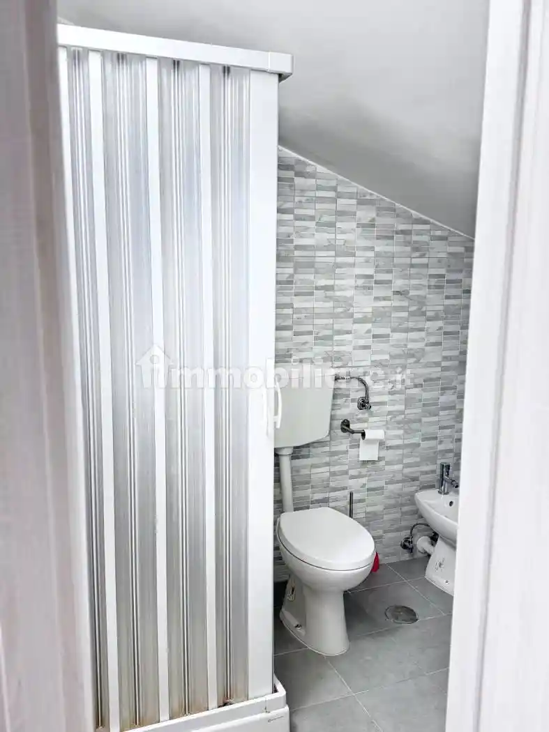 Monolocale via Luigi Fricchione 17, Centro Storico, Avellino - foto 4