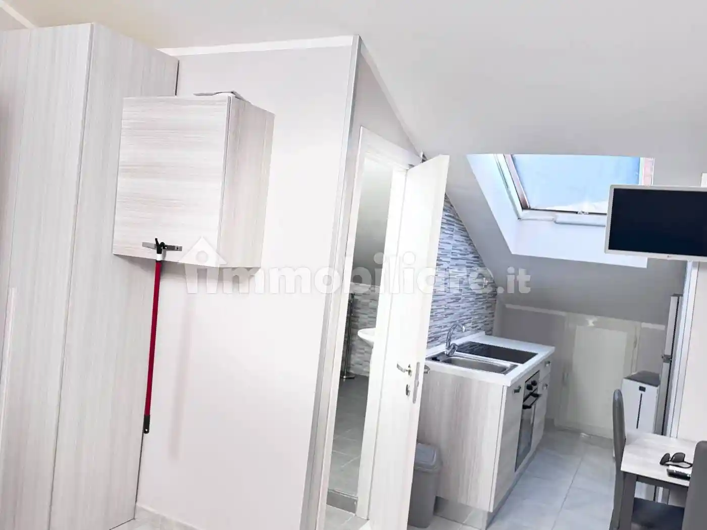 Monolocale via Luigi Fricchione 17, Centro Storico, Avellino - foto 5