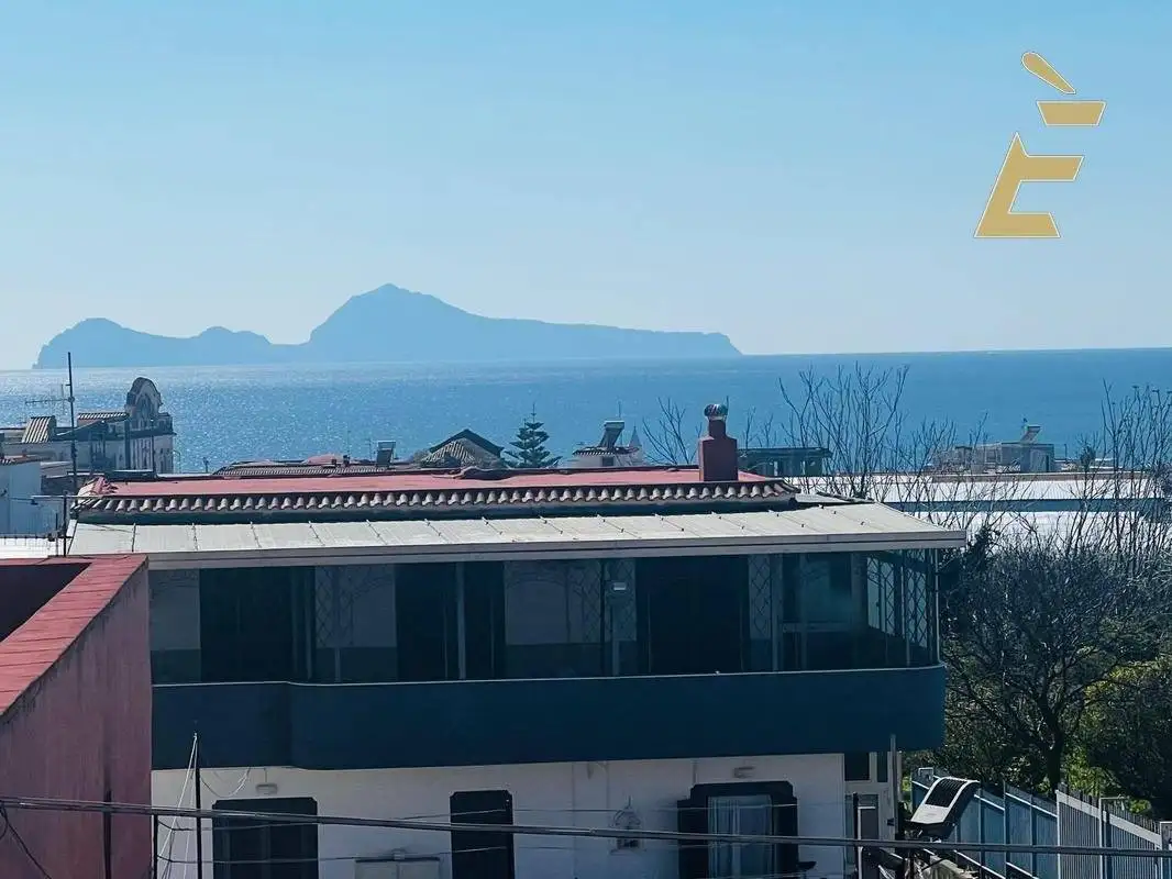 Appartamento in vendita a Torre del Greco