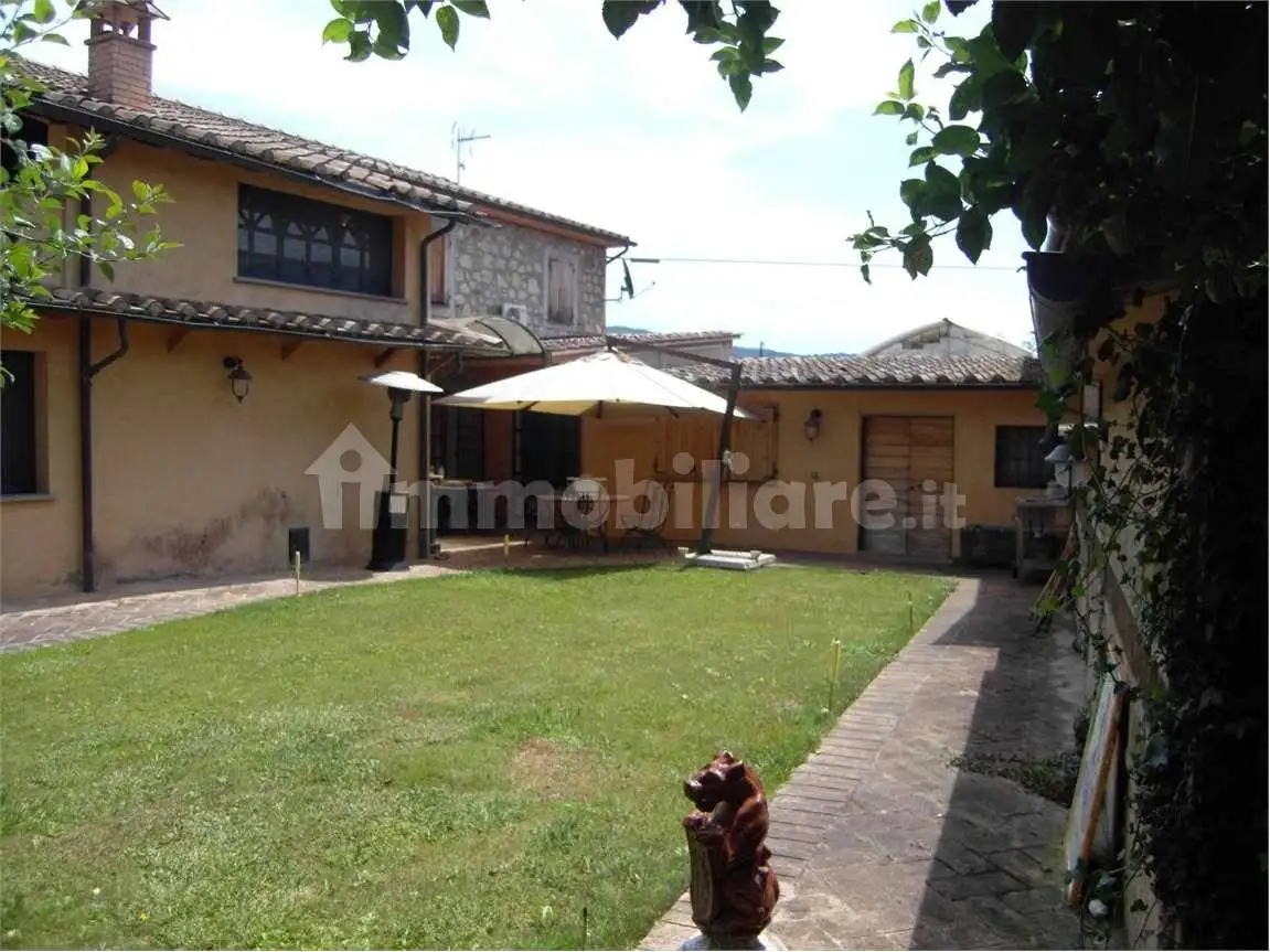 Rustico, buono stato, 500 m², Centro, Deruta - foto 2