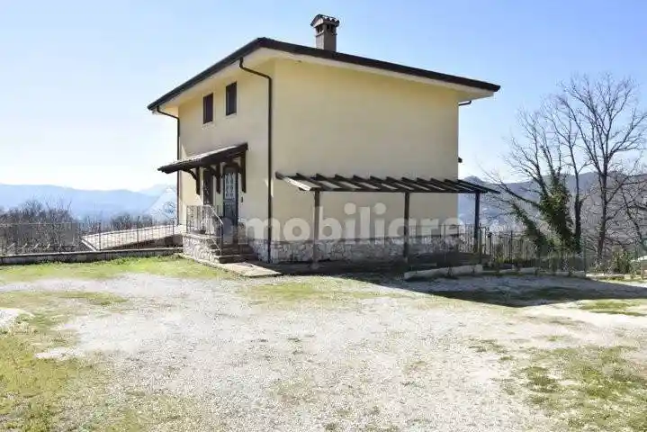 Villa in vendita a Cassino