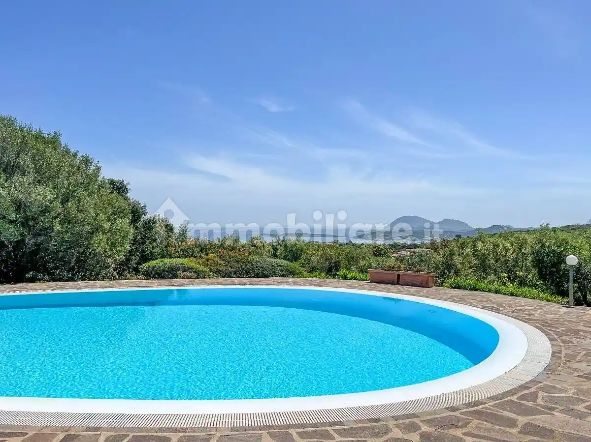 Villa bifamiliare via Milmeggiu, Portisco, Olbia - foto 2