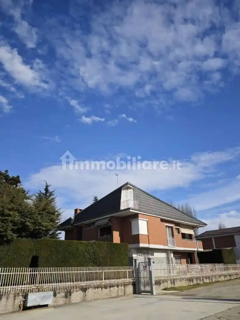 Appartamento in vendita a Isola d'Asti