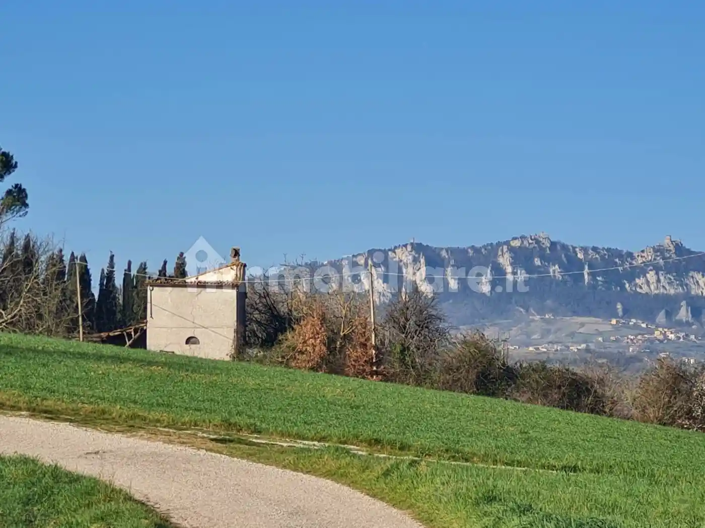 Rustico - Casale in vendita a Coriano