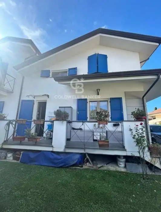 Villa in vendita a Massarosa