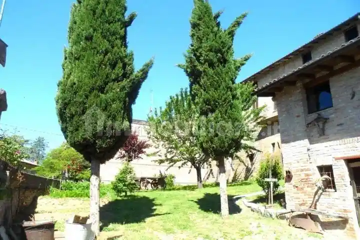 Casa indipendente in vendita a Casteggio