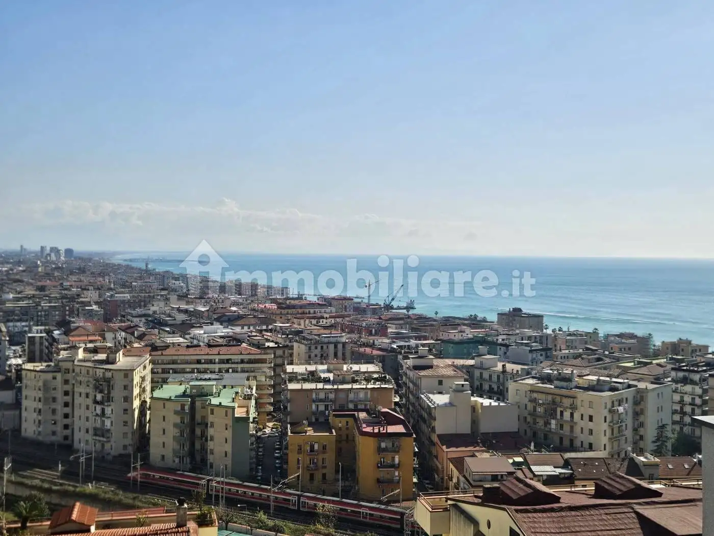 Appartamento in vendita a Salerno