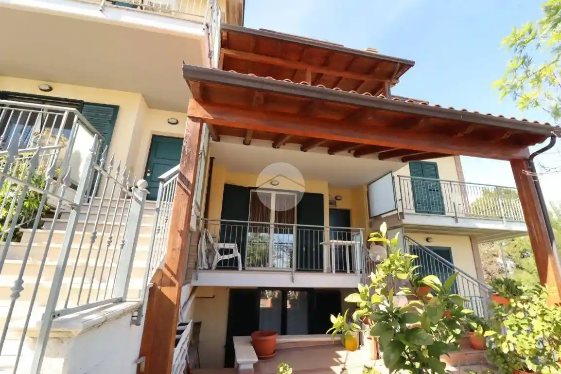 Villa a schiera via Angelo Ciccarelli 32, Montone, Mosciano Sant'Angelo - foto 3