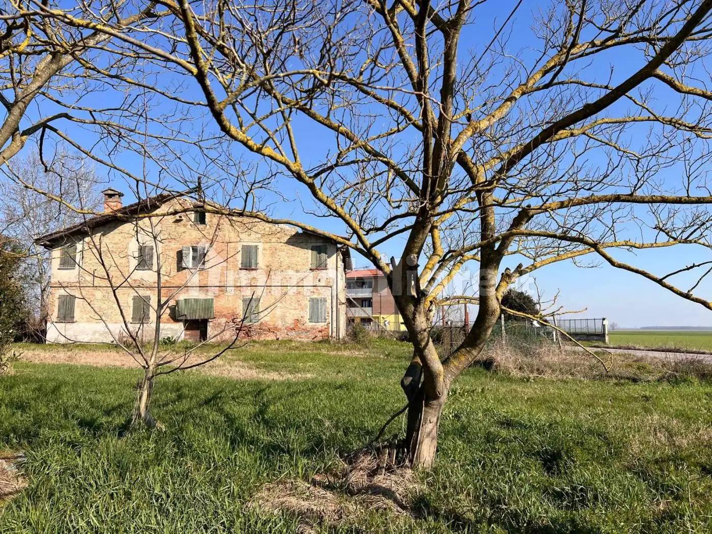 Rustico - Casale in vendita a Cento