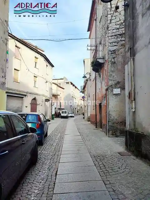 Terratetto unifamiliare corso Vittorio Emanuele 60, Buddusò - foto 2