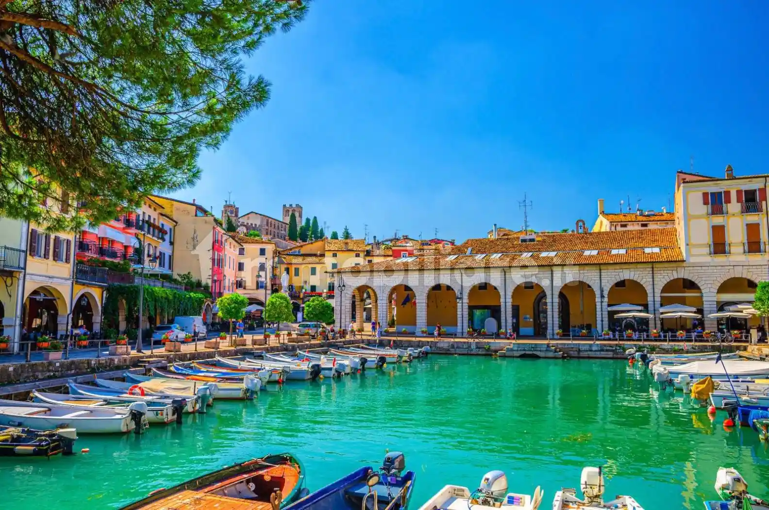 Villa in vendita a Desenzano del Garda