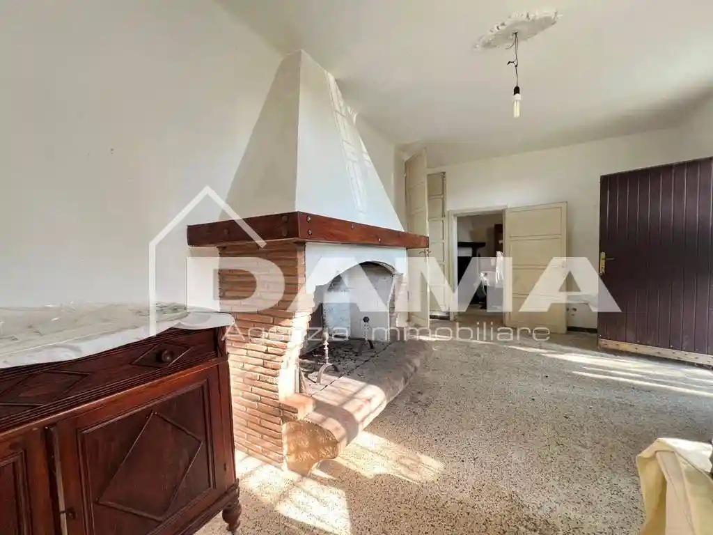 Terratetto unifamiliare 365 m², da ristrutturare, Vecchiazzano - Ospedale, Forlì - foto 5