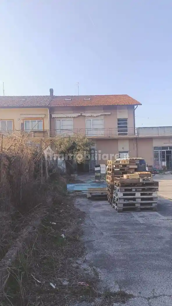 Palazzo - Edificio in vendita a Morciano di Romagna