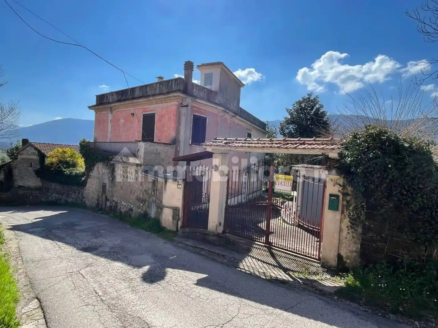Villa in vendita a Ceccano