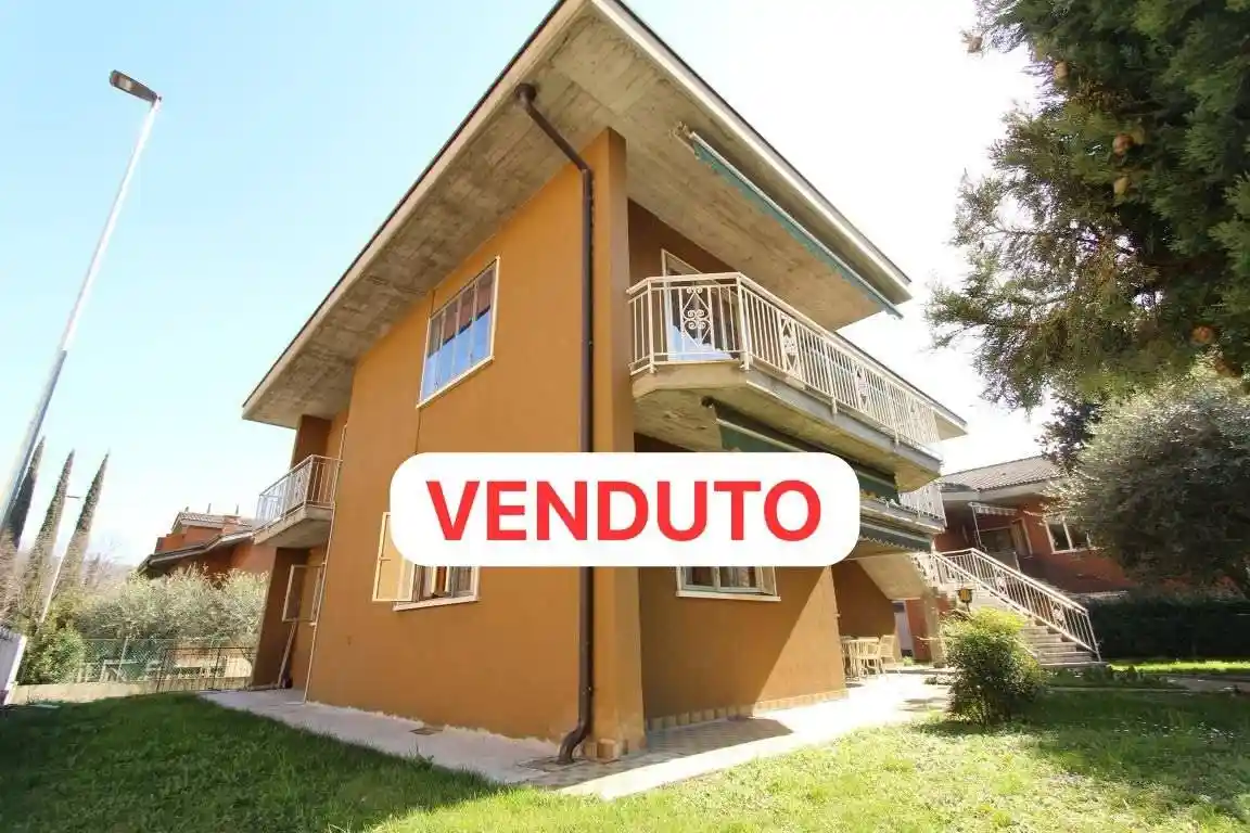 Villa in vendita a Verona