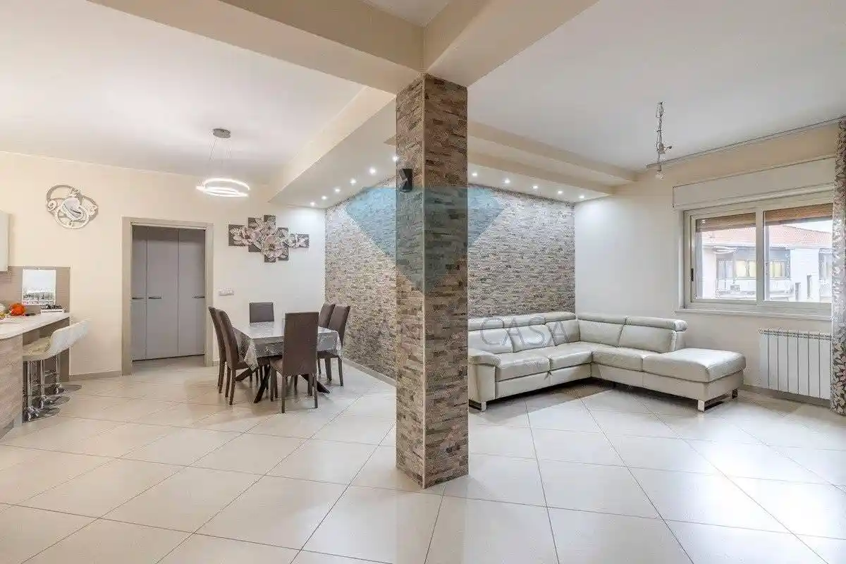 Appartamento in vendita a Tremestieri Etneo