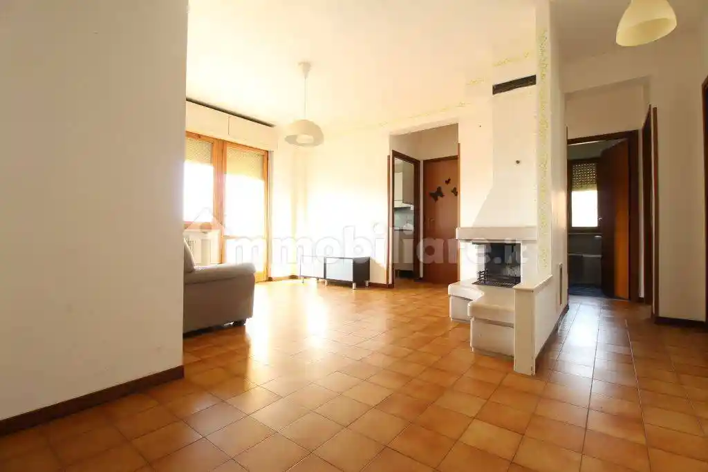 Appartamento in vendita a Poggio Mirteto