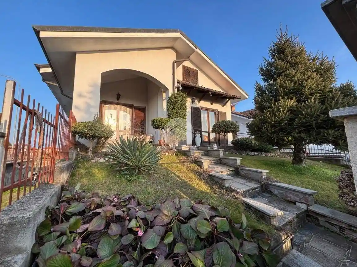 Villa in vendita a Airasca