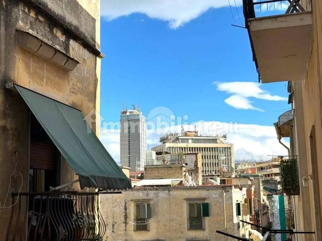 Appartamento in affitto a Napoli