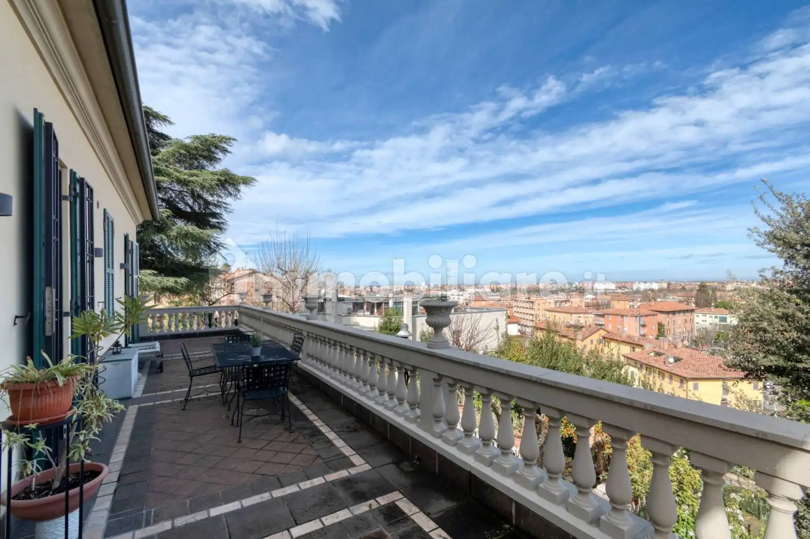 Villa in vendita a Bologna