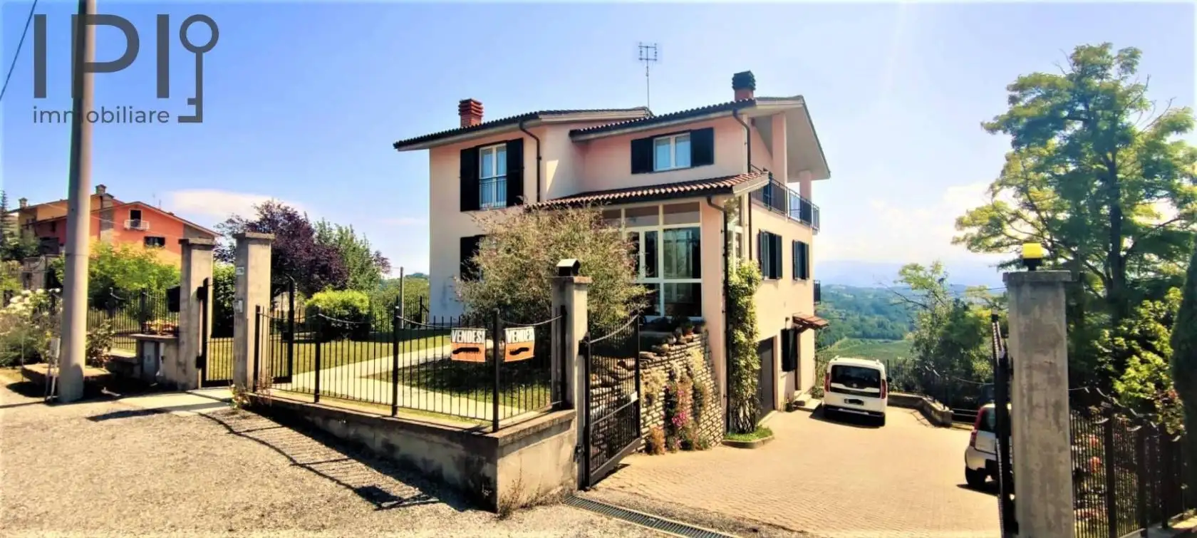 Villa in vendita a Murazzano